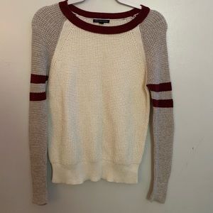 Knit sweater : stripes : simple
